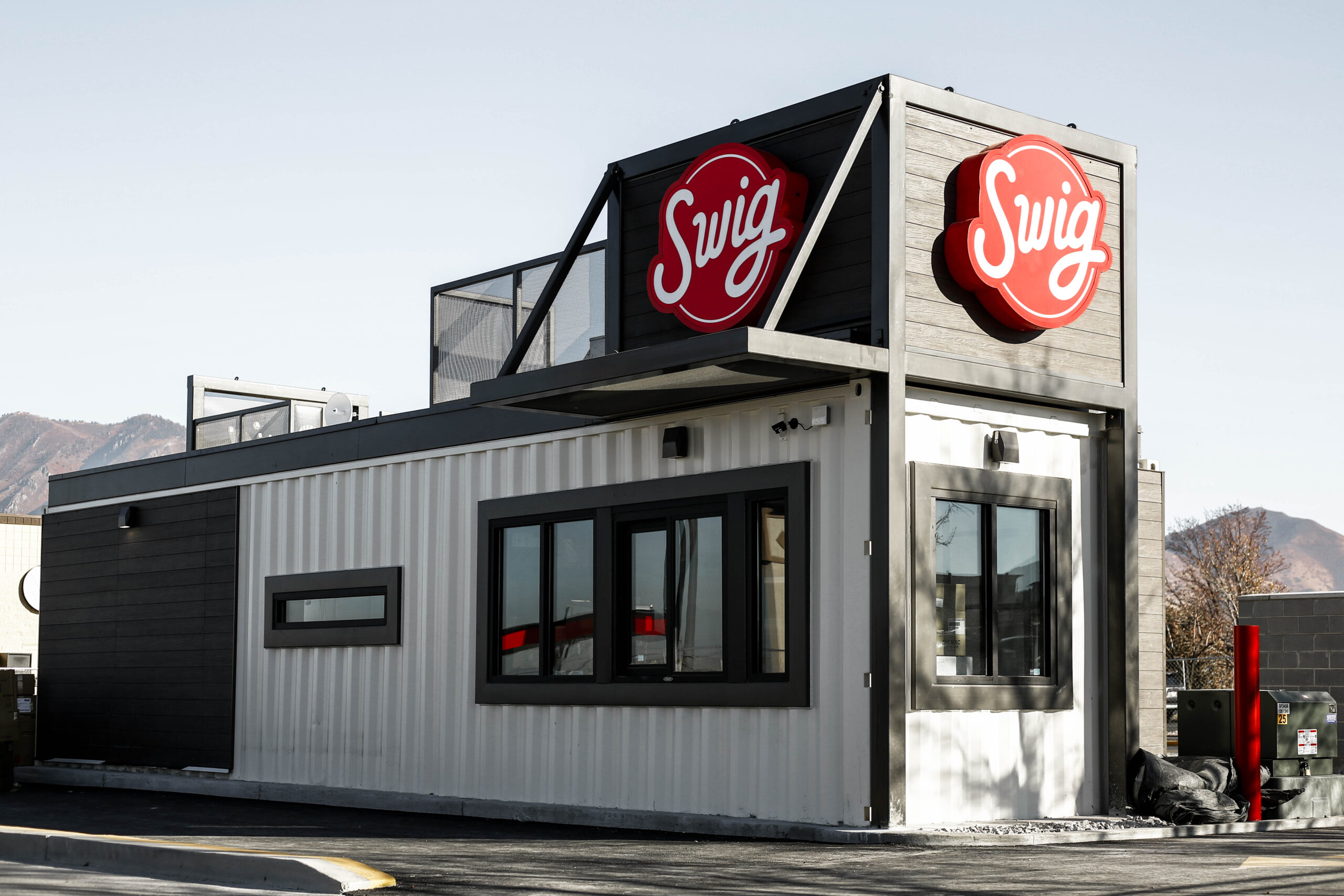 Swig receives significant investment from the larry h miller company